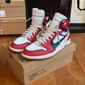 Off-White Jordan 1 Chicago